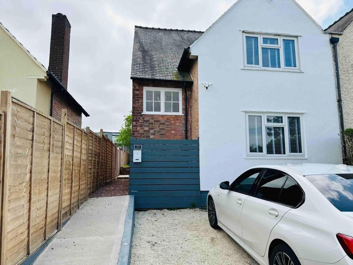 Charming 3-Bed Home Minutes From City Centre Nottingham Exterior foto