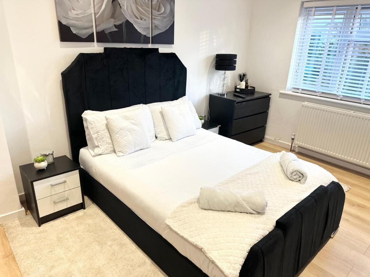 Charming 3-Bed Home Minutes From City Centre Nottingham Exterior foto